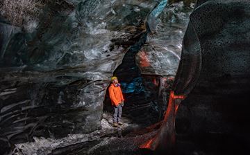Glacier Ice Caves & Ice Tunnels Glacier Ice Caves & Ice Tunnels